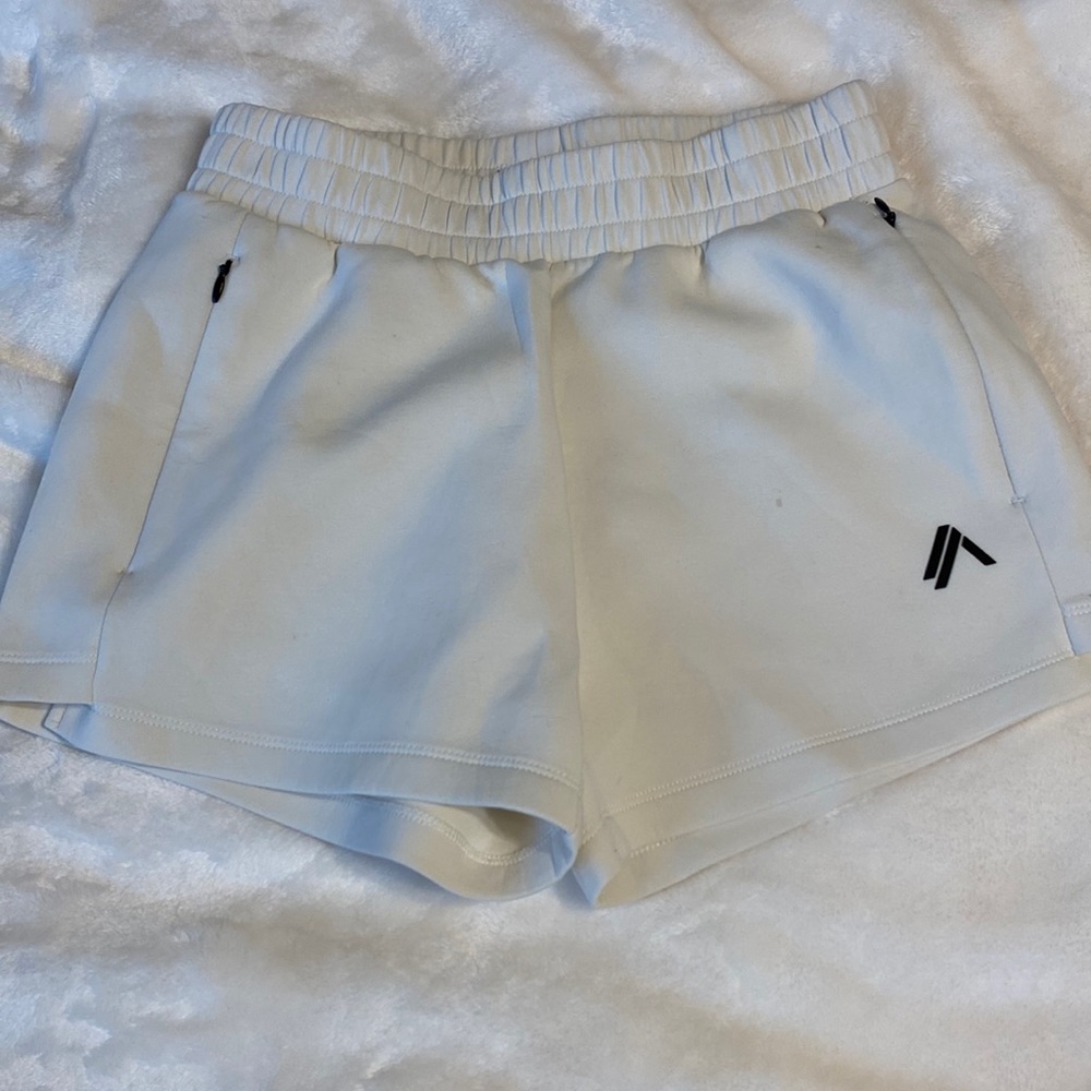 Alphalete shorts